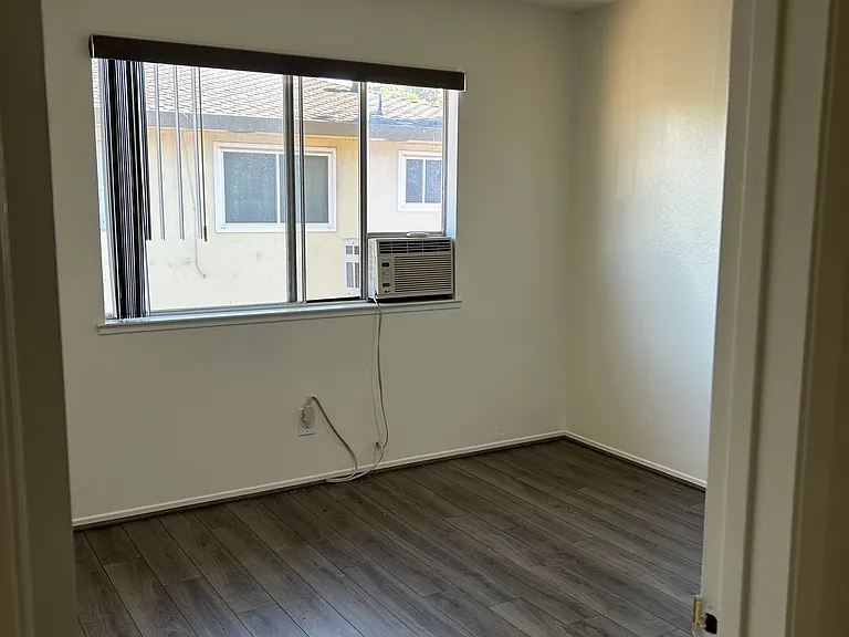 2241 Partridge Way #2 — Photo 3