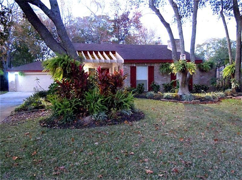1st image of 3939 Hidden Glen Dr