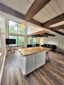 993 Massachusetts Ave APT 201, Arlington, MA, 02476