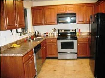 2nd image of 1203 Cedar Creek Dr