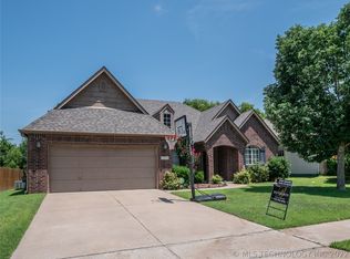 1316 E Boston St, Broken Arrow, OK 74012