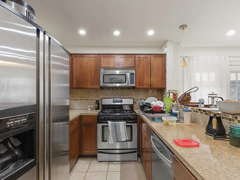 6307B Shadow Valley Dr — Photo 6