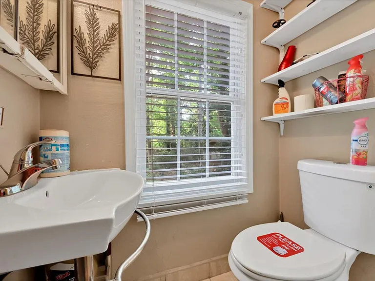 Saybrook Cir NW — Photo 16