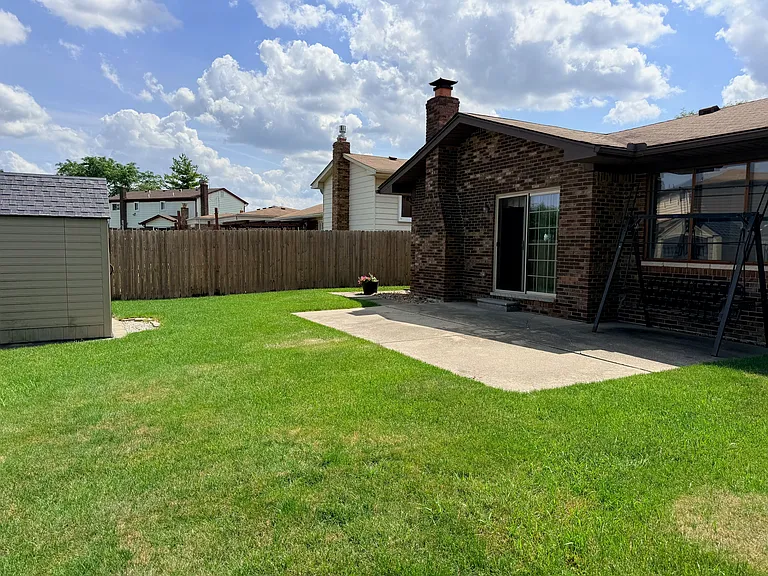 38352 Coronation Dr — Photo 5