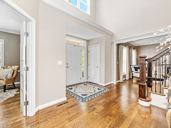 5th image of 6613 Hollow Tree Ct