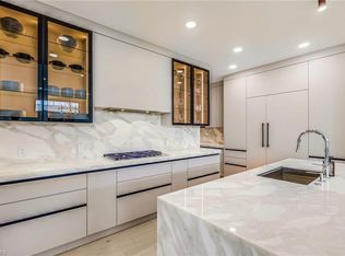 1150 8th Ter N, Naples, FL 34102