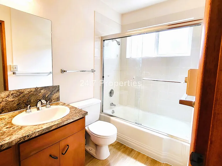 3415 SW 11th Ave #4 — Photo 12