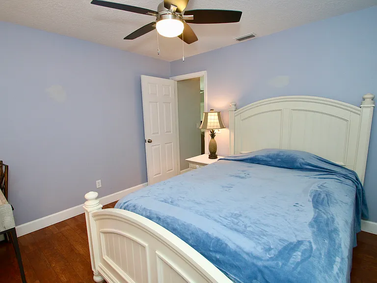 5772 White Acres Ln — Photo 29