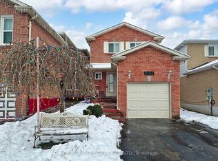 2144 E Duberry Dr, Pickering, ON L1X 2A5