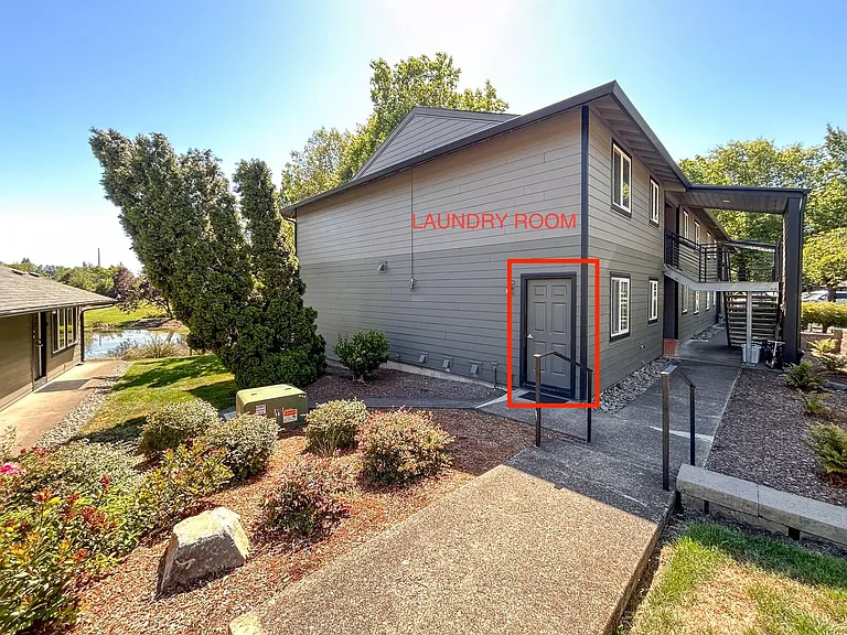 12632 NW Barnes Rd #7 — Photo 25