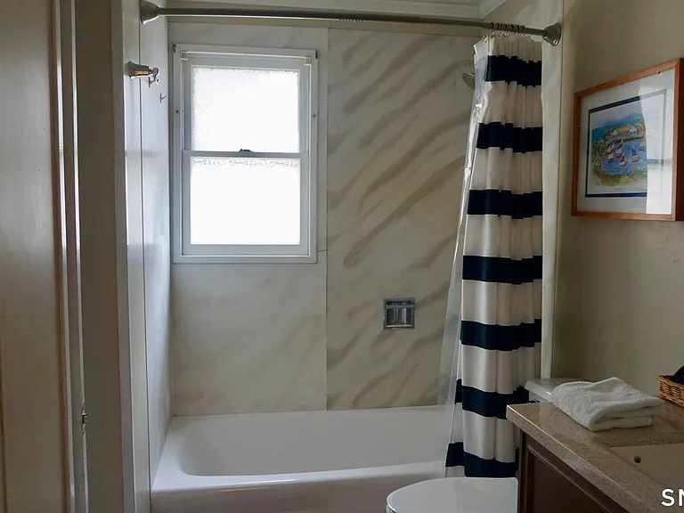 13 Pacific St — Photo 31