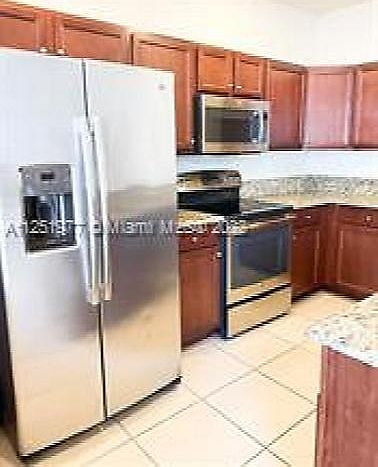 1st image of 9305 SW 170th Ave #9305