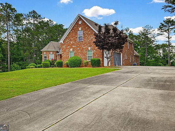 2nd image of 1423 Swiftwater Cir