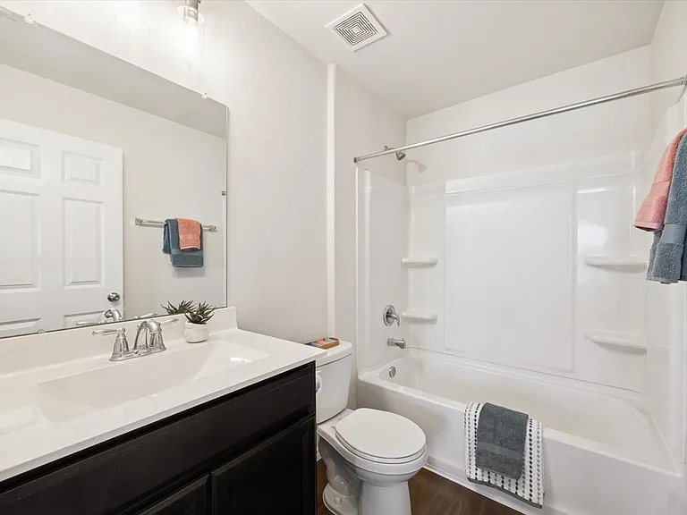 1606 Avocet Way — Photo 14