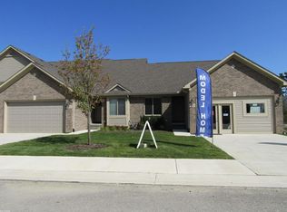 48309 Applegrove Ln #7, New Baltimore, MI 48051