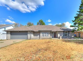 11700 Shasta Ln, Oklahoma City, OK 73162