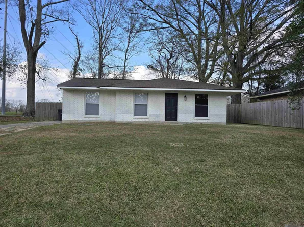 7565 Gov Blanchard Dr, Baton Rouge, LA 70811