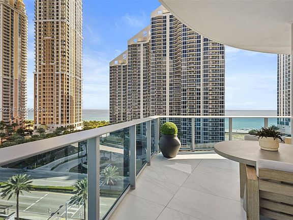 3rd image of 17550 Collins Ave Unit 905