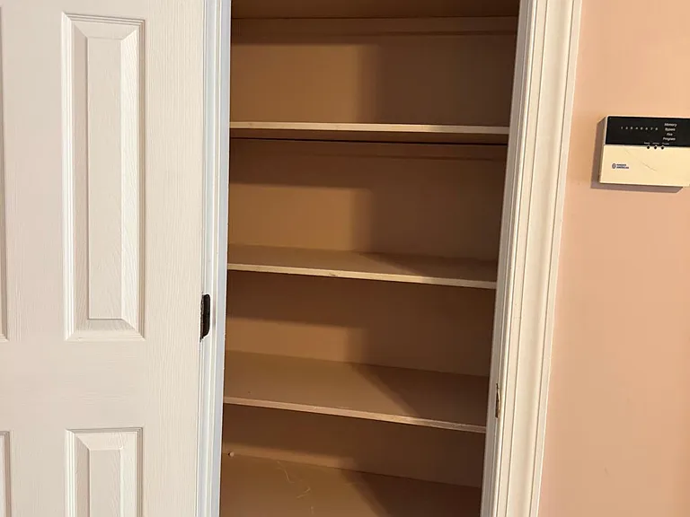 5600 Carmel Rd — Photo 37
