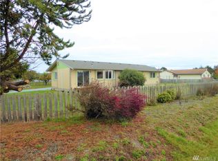121 Thornton Dr, Sequim, WA 98382