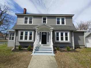 154 Phoenix Ter, Springfield, MA 01104