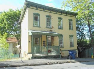 34 Broome St, Catskill, NY 12414