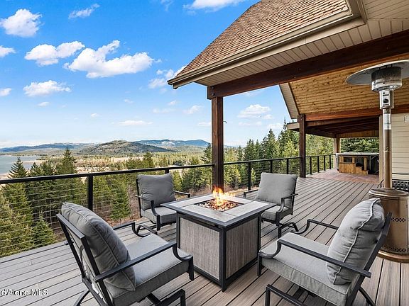 3rd image of 540 Morning Star Mountain Rd