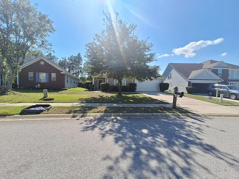404 Indigo Ridge Dr — Photo 1