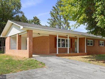 50 Aldrin Ln, Martinsburg, WV, 25403