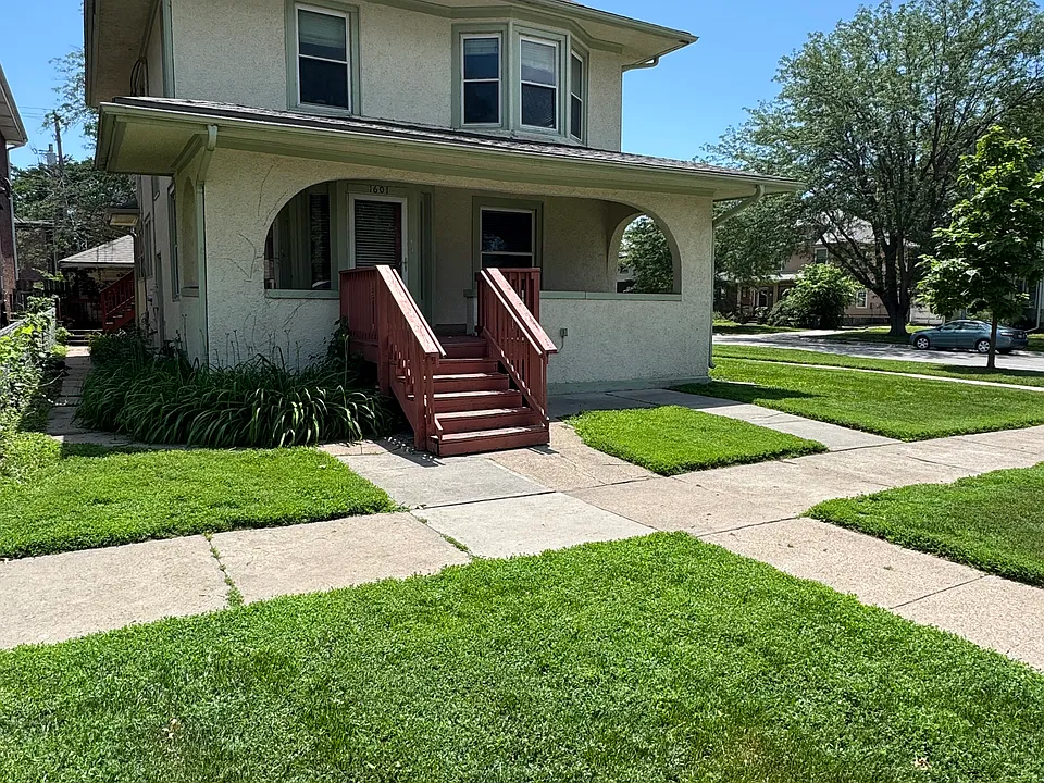 1601 D St #1