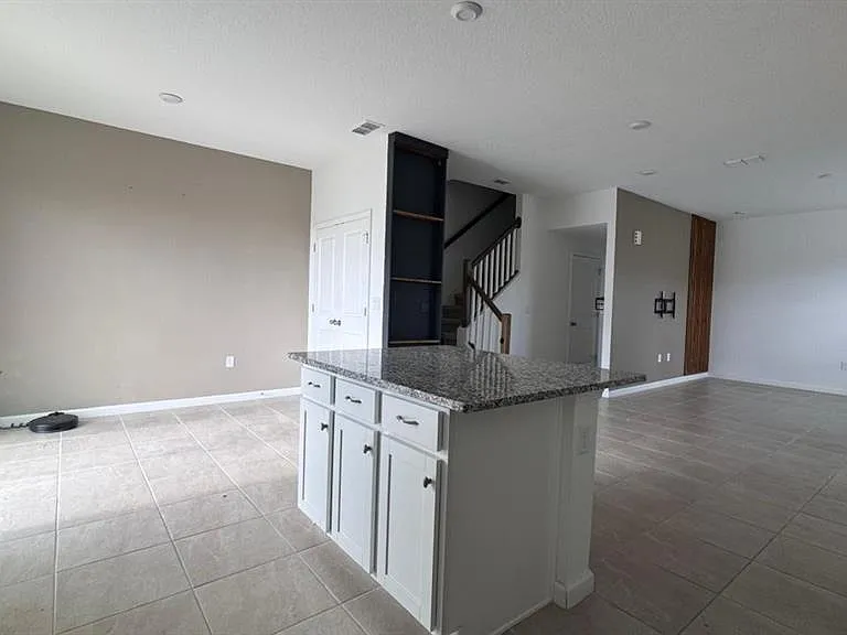 1102 Seaside Mist Trl — Photo 4