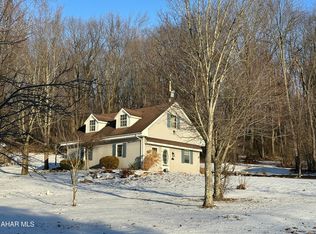 203 Hoover Ln, Duncansville, PA 16635