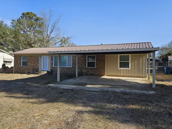 302 N Main St, Arp, TX 75750