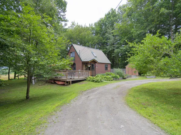 131 Vacation Estates Lane, Farmington, ME 04938
