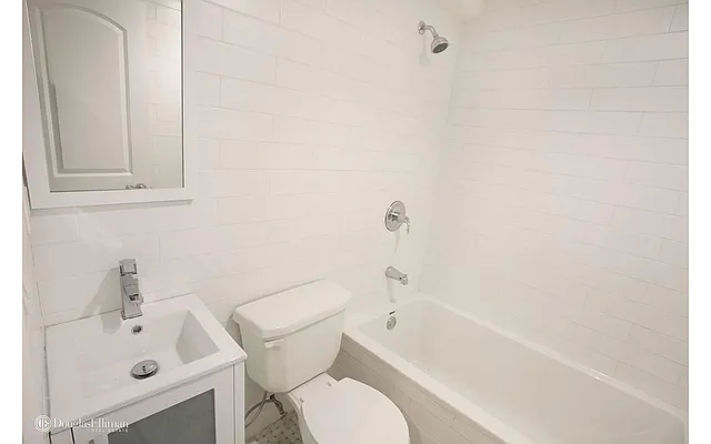 Rented by Douglas Elliman | media 4