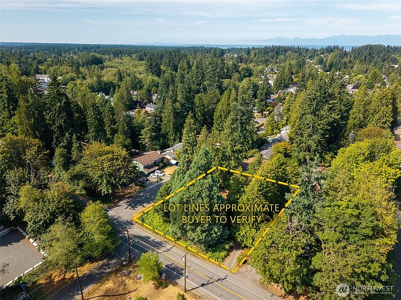 4th image of 15304 44th Avenue W