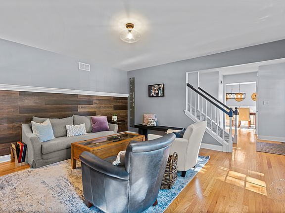 4th image of 1305 Goldenrod Dr