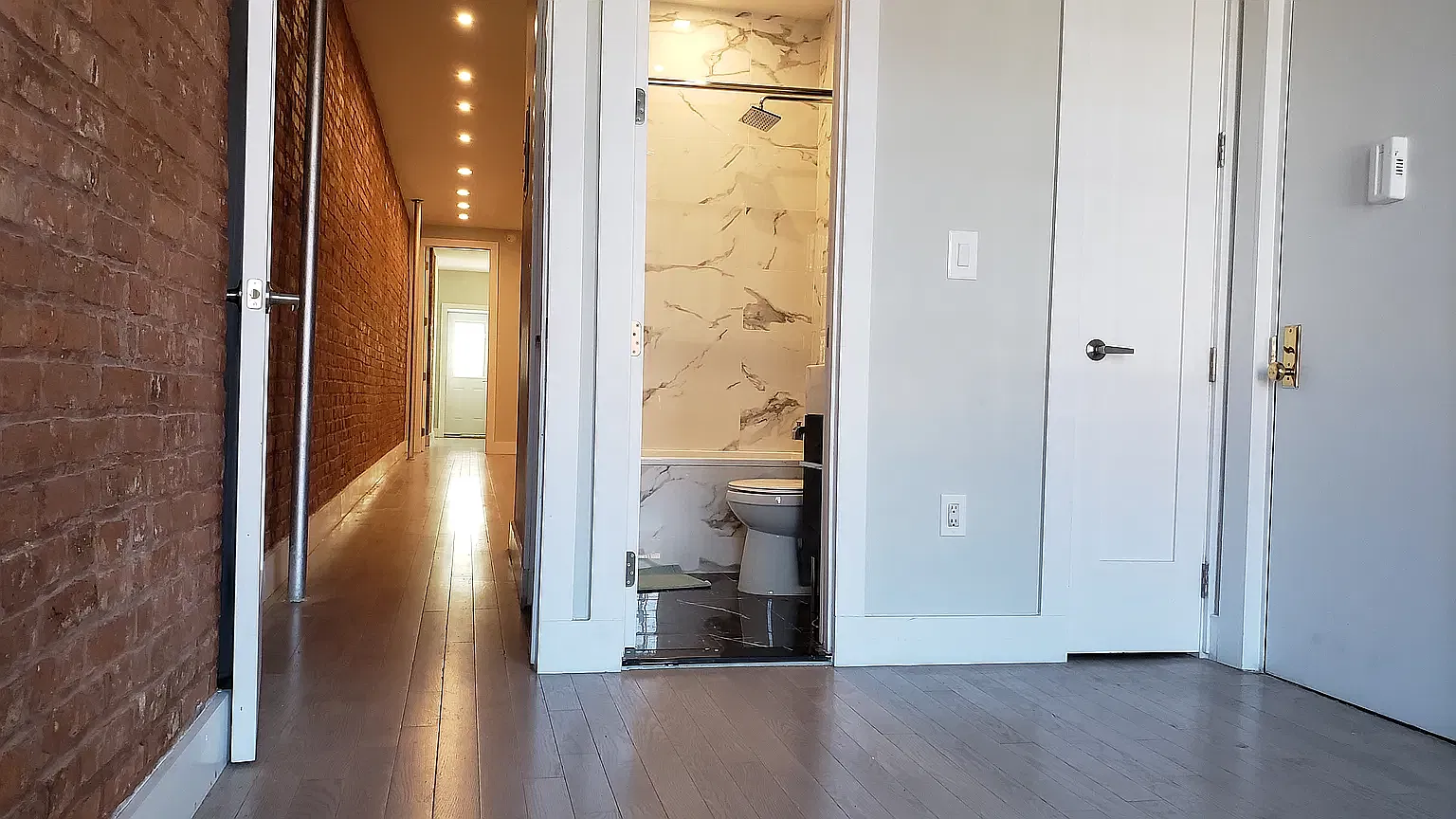 136 Grattan Street — Photo 4