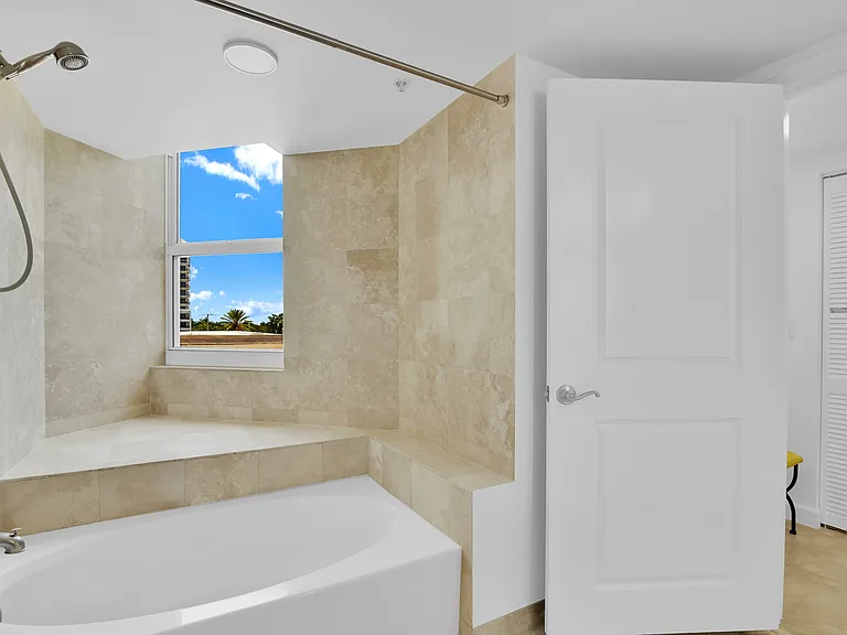 99 SE Mizner Blvd #401 — Photo 21