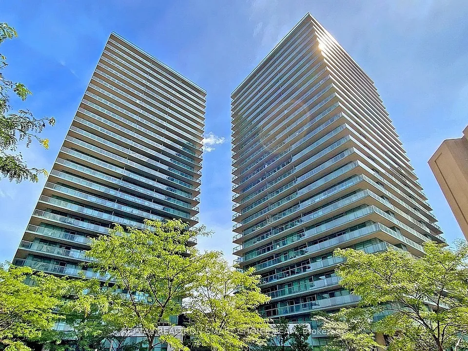 5500 Yonge St #1107
