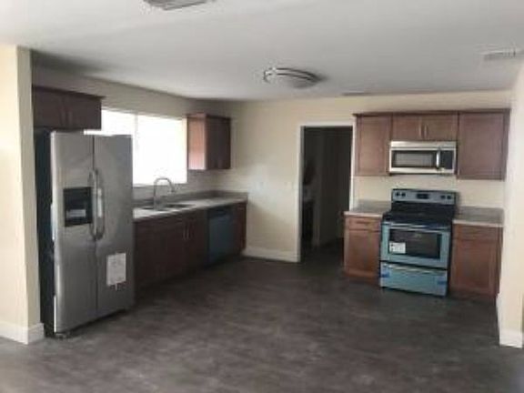 2nd image of 660 Udell Ln #660