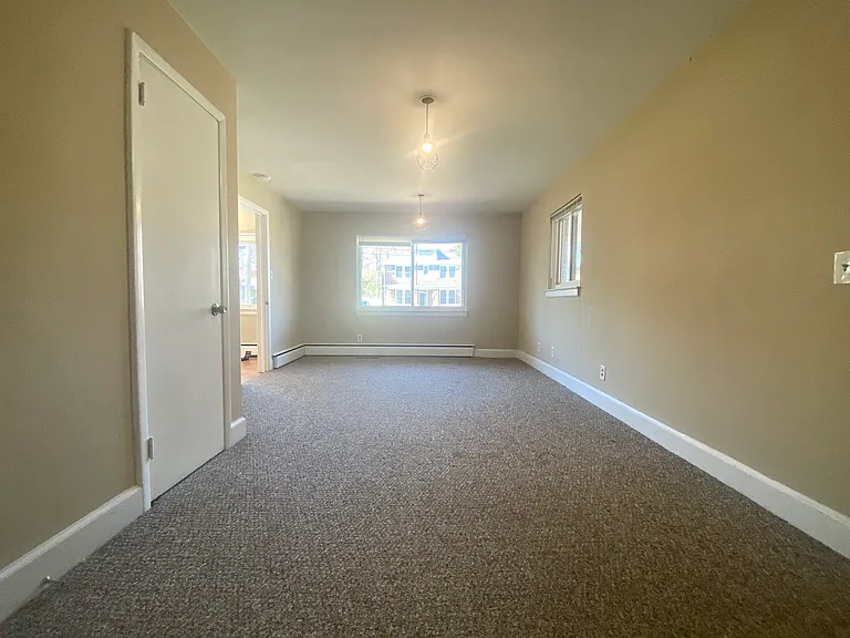 1011 Green St — Photo 6