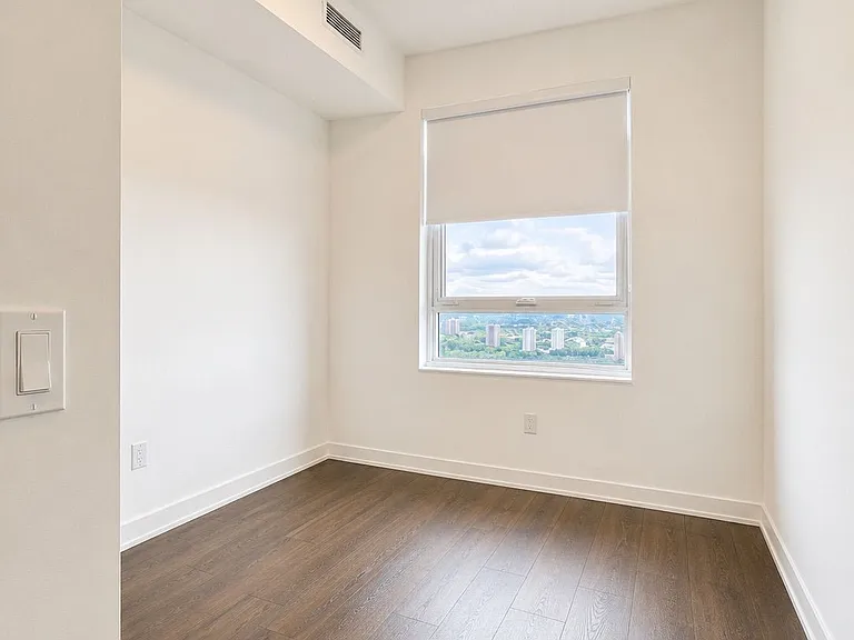609 Sherbourne St #4509 — Photo 3