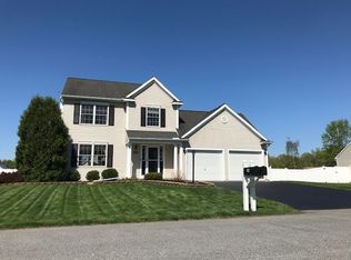 15 Sandy Ln, Selkirk, NY 12158
