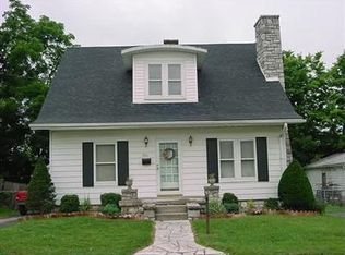 301 N 3rd St, Nicholasville, KY 40356