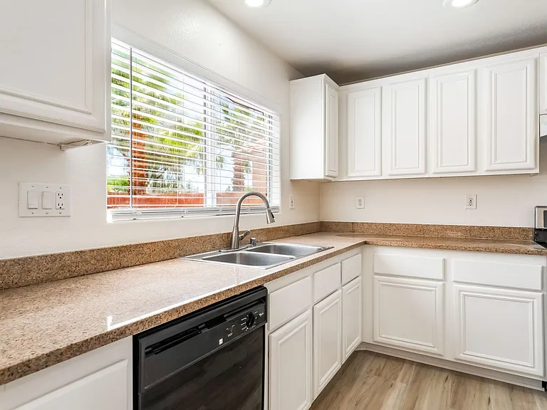 8240 Calico Wind St — Photo 12
