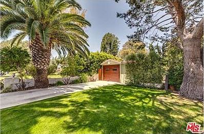2nd image of 3742 Barry Ave