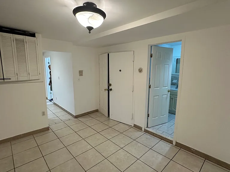 2126 Virgil Pl #1 — Photo 5