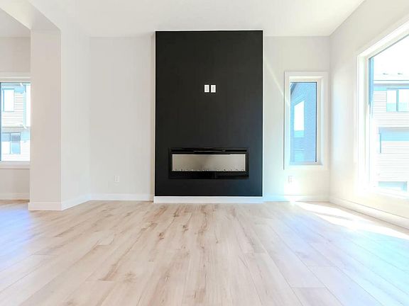 5th image of 11910 35th Ave SW #70