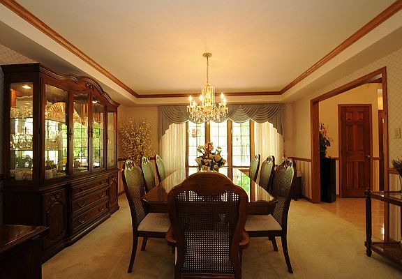 4th image of 12214 Catawba Ct